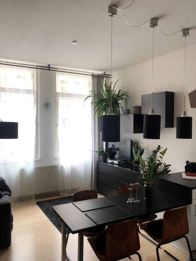 Gemuetliche 2 Zimmer Wohnung Neben Der Burg Krollwitz Esterno foto